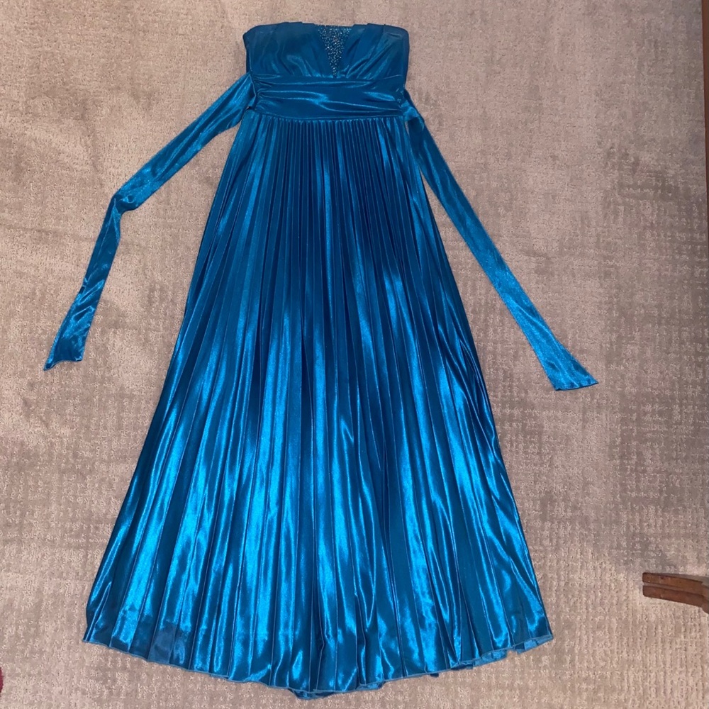 Blue floor length prom dress